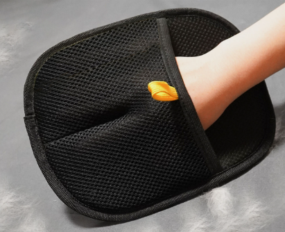 Fur Remover Glove (Private Listing U1175793) gods grace